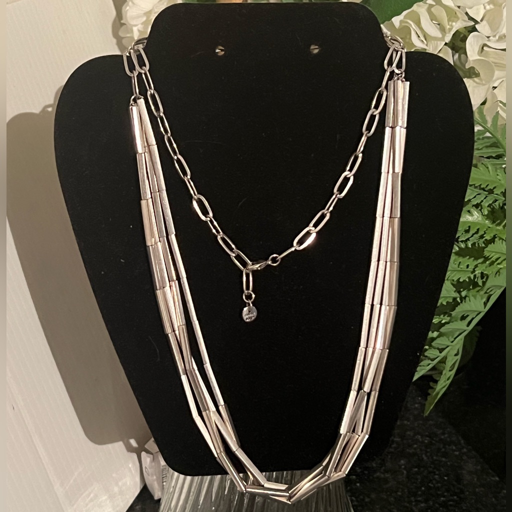 Marlyn Schiff Necklace 13$
